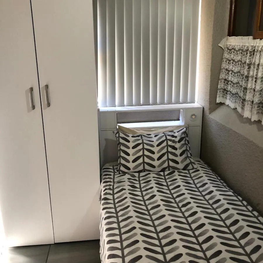 Amies Self-Catering Apartments Parow South Africa