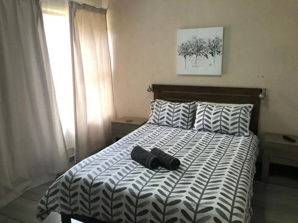 Amies Self-Catering Apartments Parow 0*,  South Africa