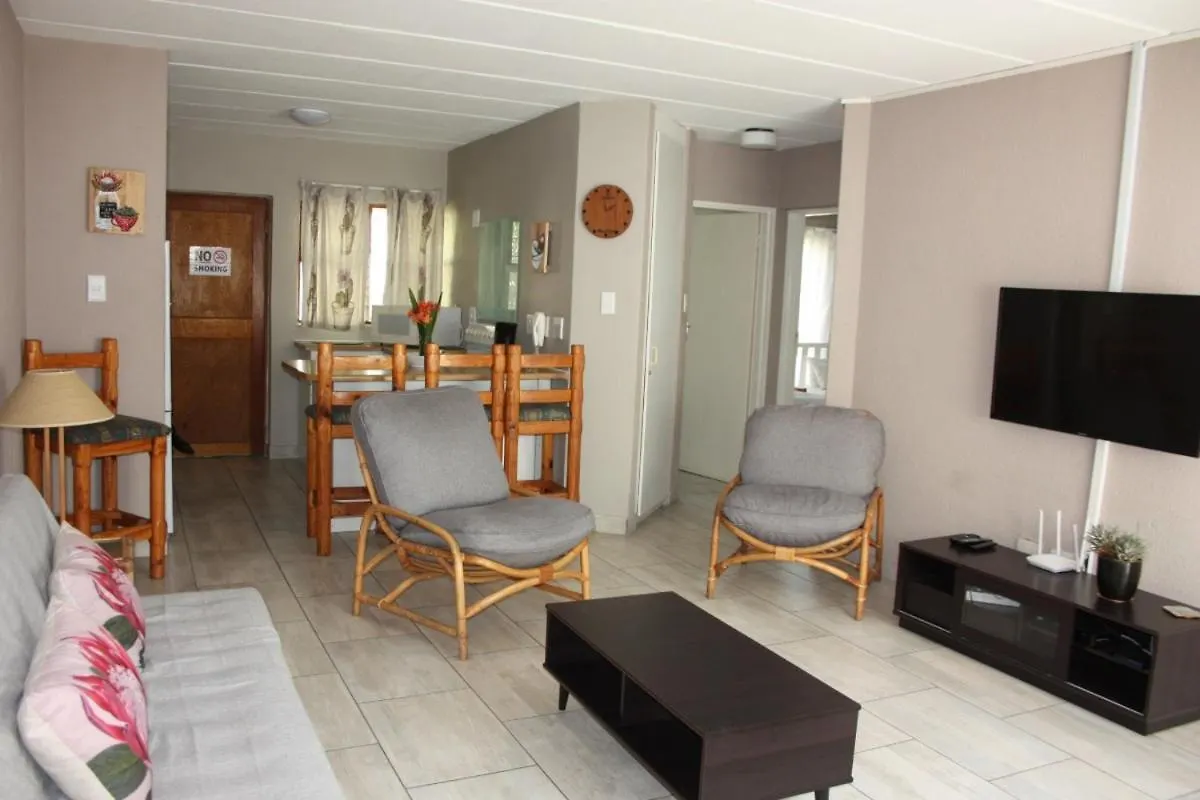 Amies Self-Catering Apartments Parow